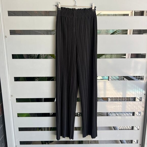 Black Pleated Flowy Belted Palazzo Pants Size 2 - Picture 3 of 6